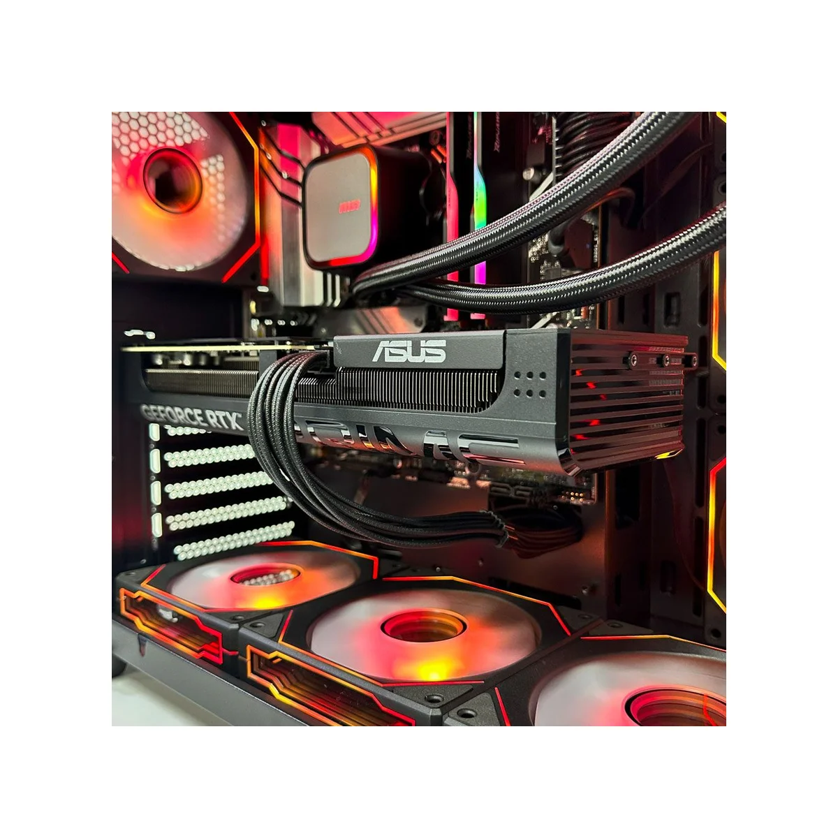 Gaming PC Curved (Core i7-14700F, 32GB DDR5, RTX 5070 12GB) - Gaming_PC_Curved view 7